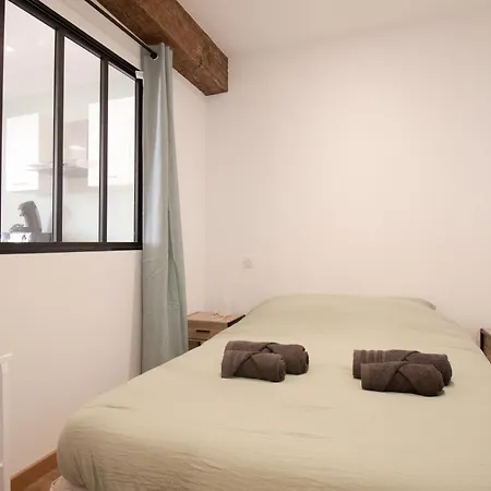 Hyper-centre Apartment *